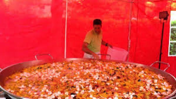 Paella cuisinée sur place